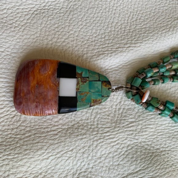 Vintage Navajo TURQUOISE & Heishe necklace with reversible shell pendant - Picture 3 of 7